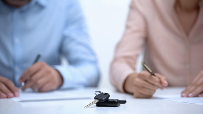 Couple working out a property split during a divorce